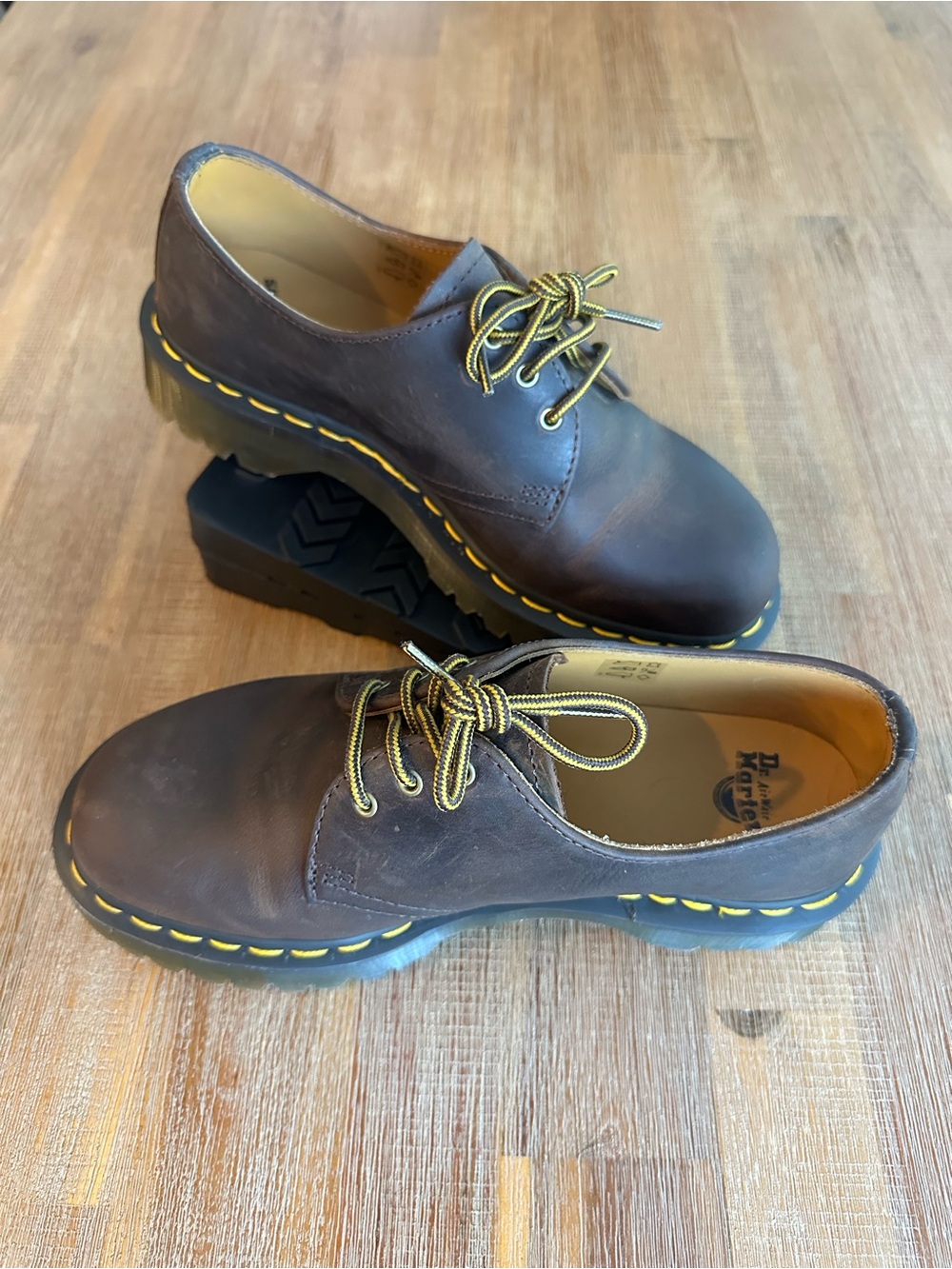 Dr. Martens 1461 Oxford Brown Leather Lace-Up Shoes with Yellow Stitching - Picture 2 of 8